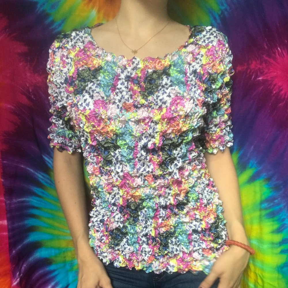 Colorful 90s Popcorn Shirt 🌈